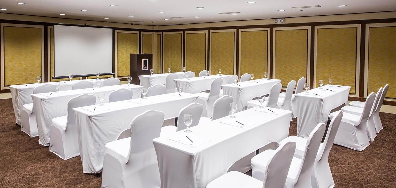 The B Hotel Alabang Muntinlupa City Buitenkant foto