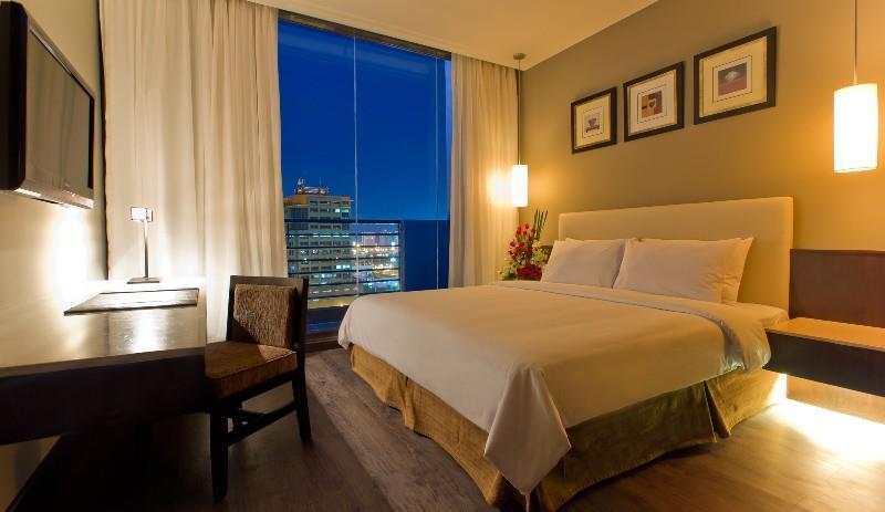 The B Hotel Alabang Muntinlupa City Buitenkant foto